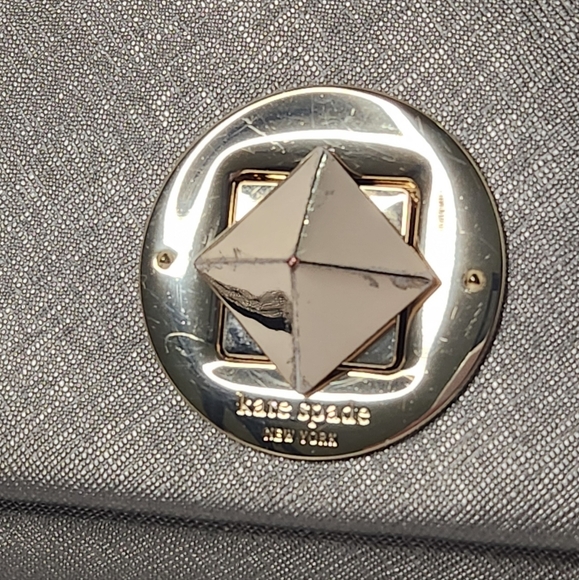 kate spade New York | Newberry Lane Sally Leather Crossbody | Metallic Silver - Picture 4 of 16